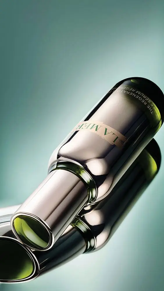 LA MER bottle