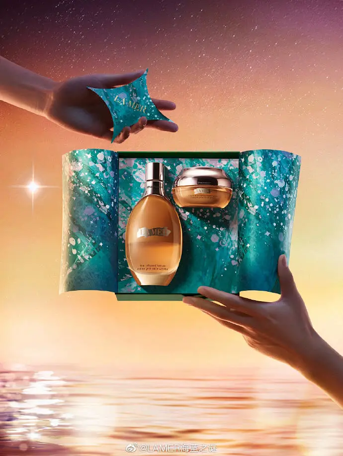 LA MER genaissance box gift gold hand