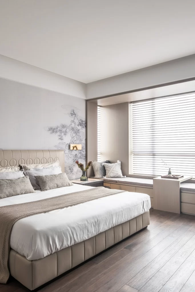 Bedroom bed beige white modern