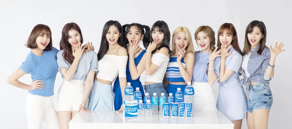 Fashion water bottles blue white casual group