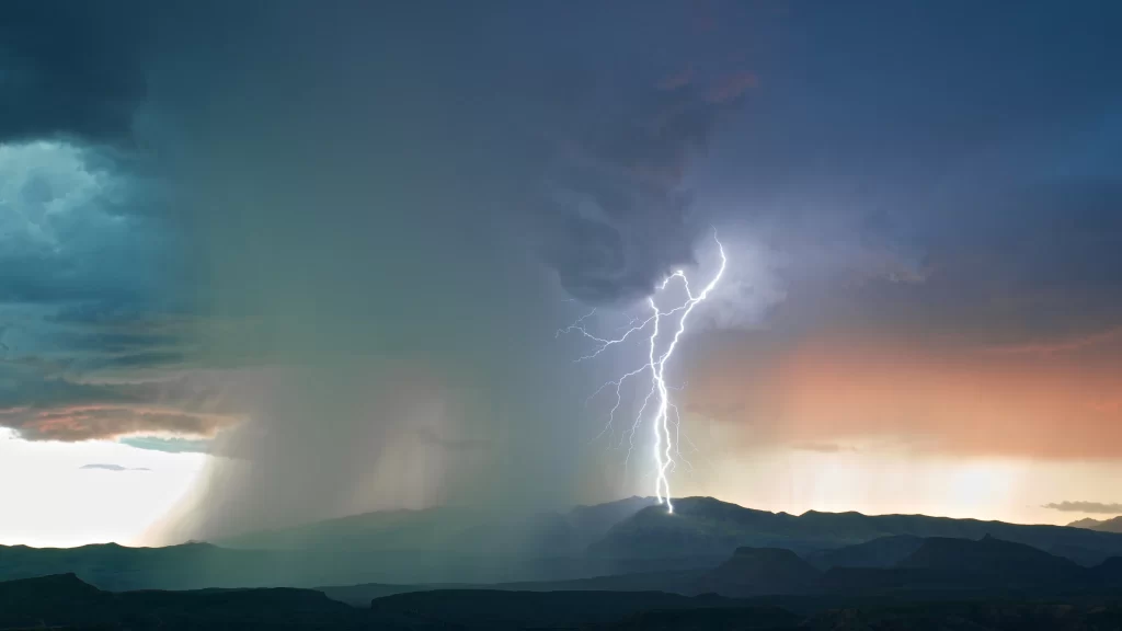 Lightning Thunderstorm Rain Mountains Sunset