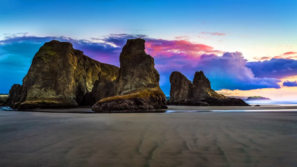 Sunset Clouds Beach Rocky Shoreline Ocean