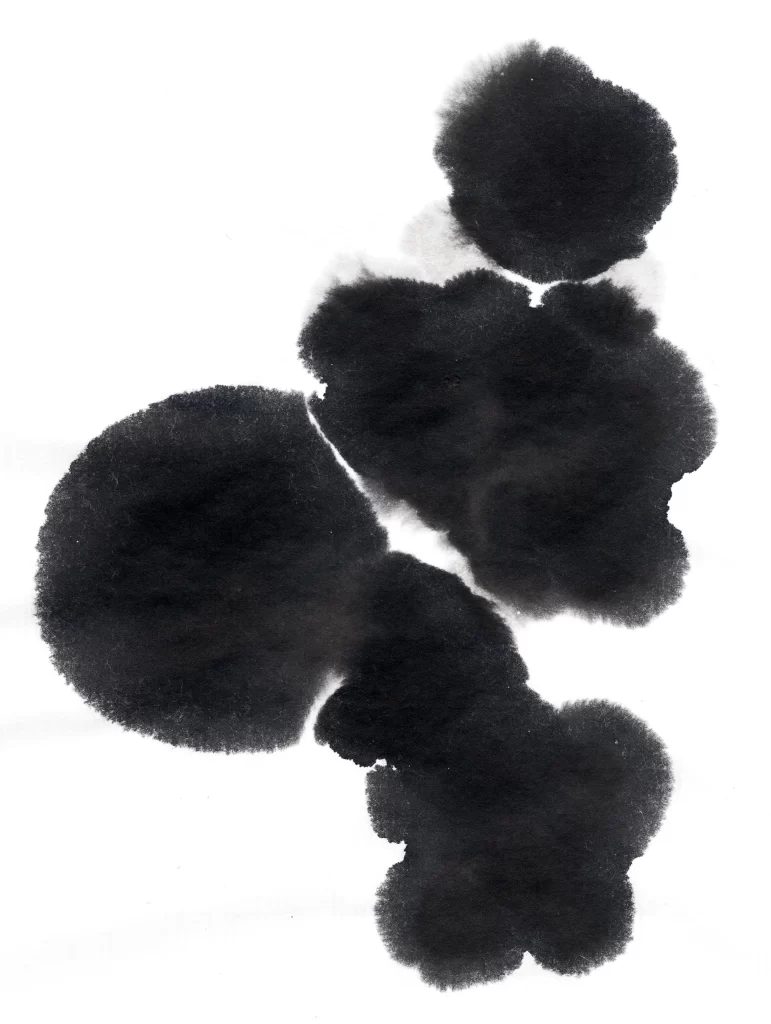 Dark Ink Wash Gradient Flowing Dense