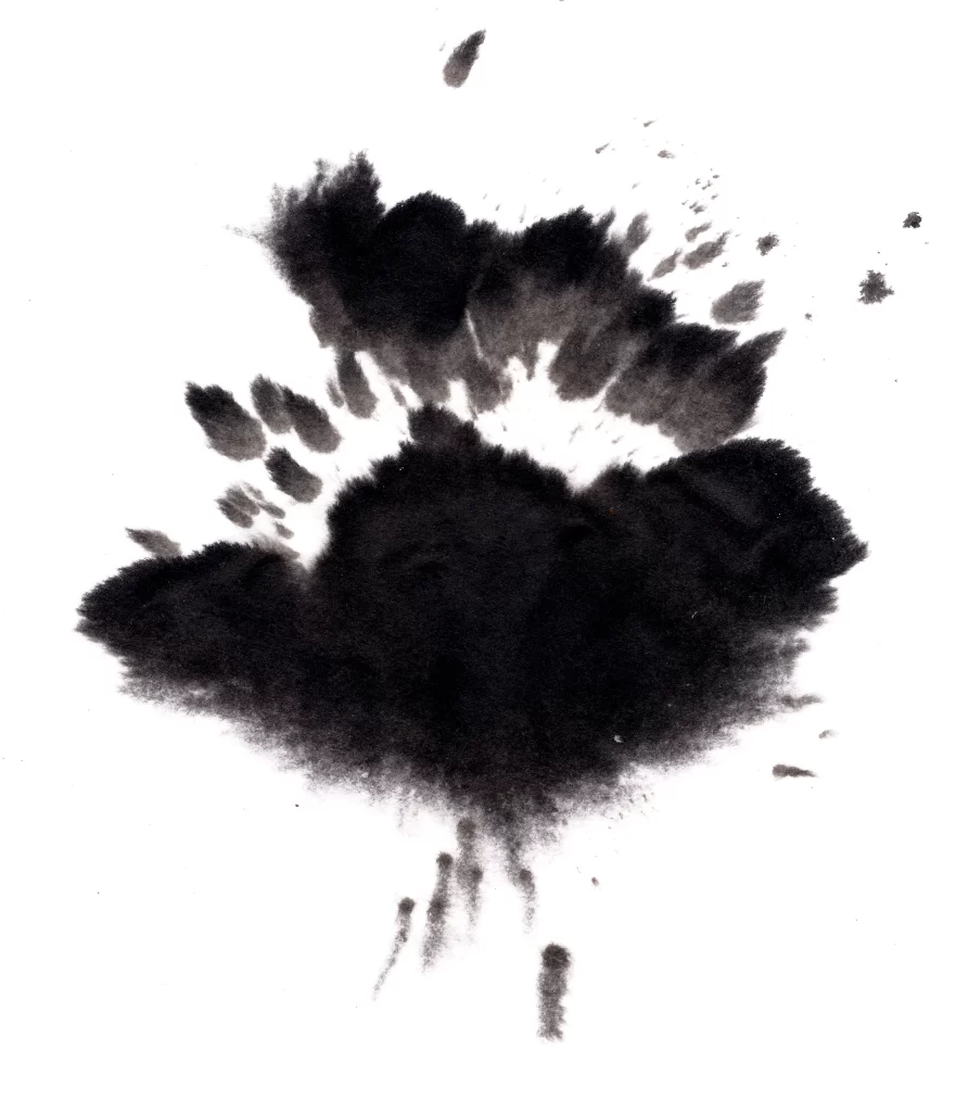 Dark Ink Wash Gradient Flowing Dense