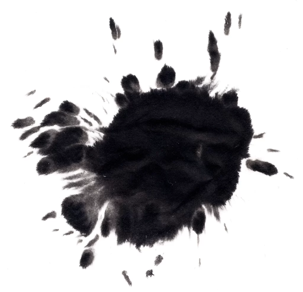 Dark Ink Wash Gradient Flowing Dense