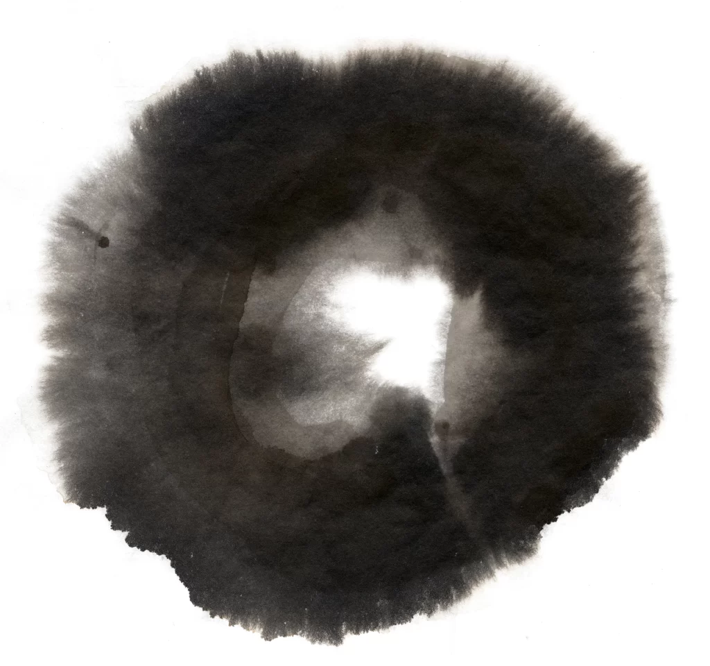 Dark Ink Wash Gradient Soft Center Dense Edge