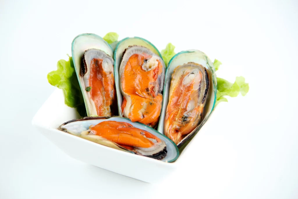 Mussels Open Orange Shell Green Lettuce White Bowl