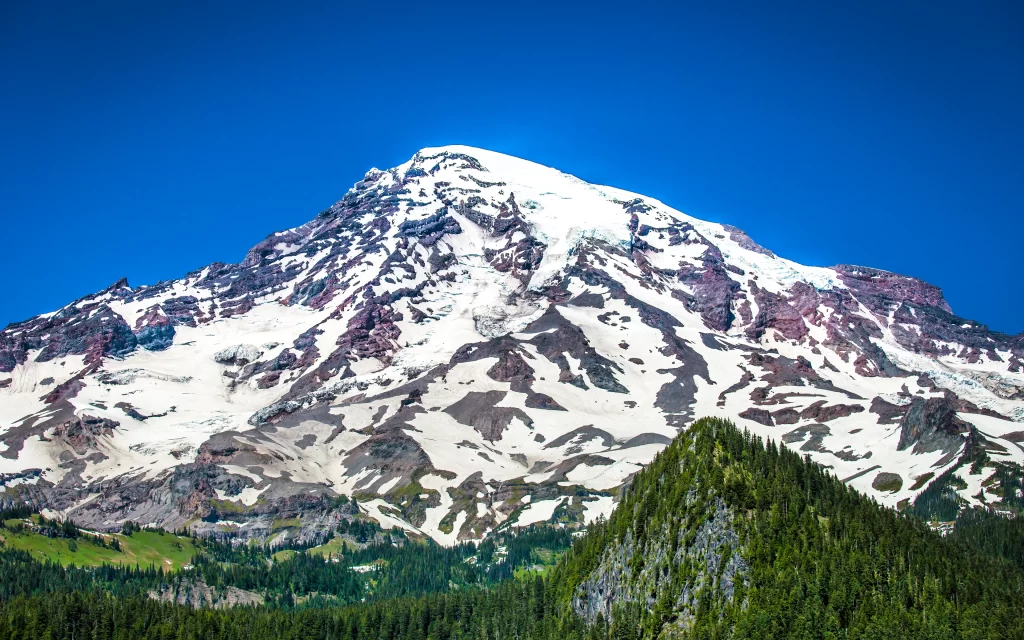 Snowy Mountain Peaks Clear Sky Majestic Landscape