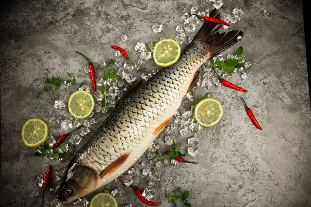 Whole Fish Fresh Ice Lemons Chilies