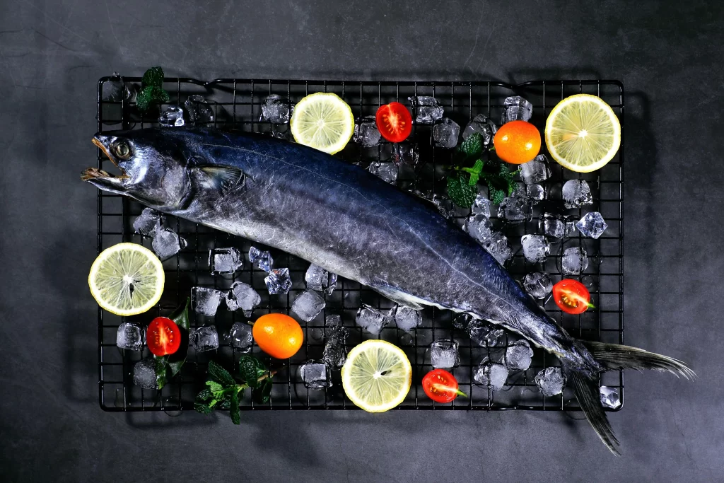Whole Fish Fresh Ice Lemons Tomatoes