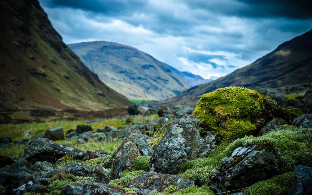 Mossy Rocks Mountain Valley Cloudy Sky Greenery Nature