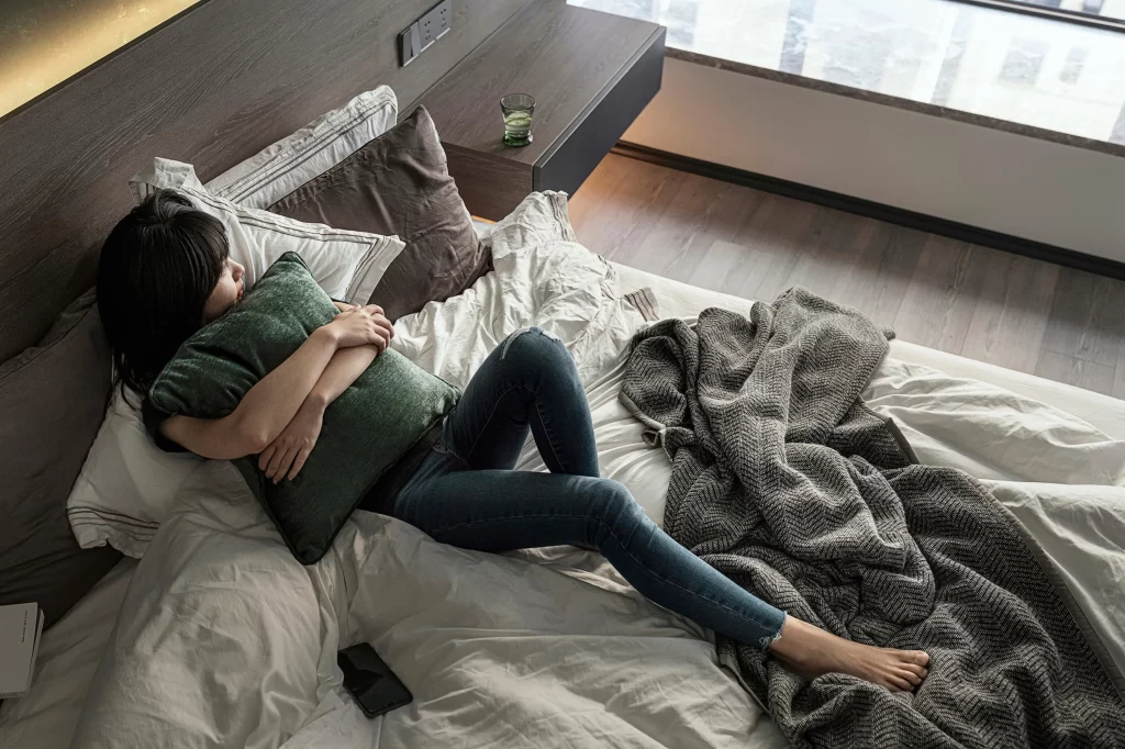 Bedroom Modern Neutral Dark Wood Cozy Comfortable