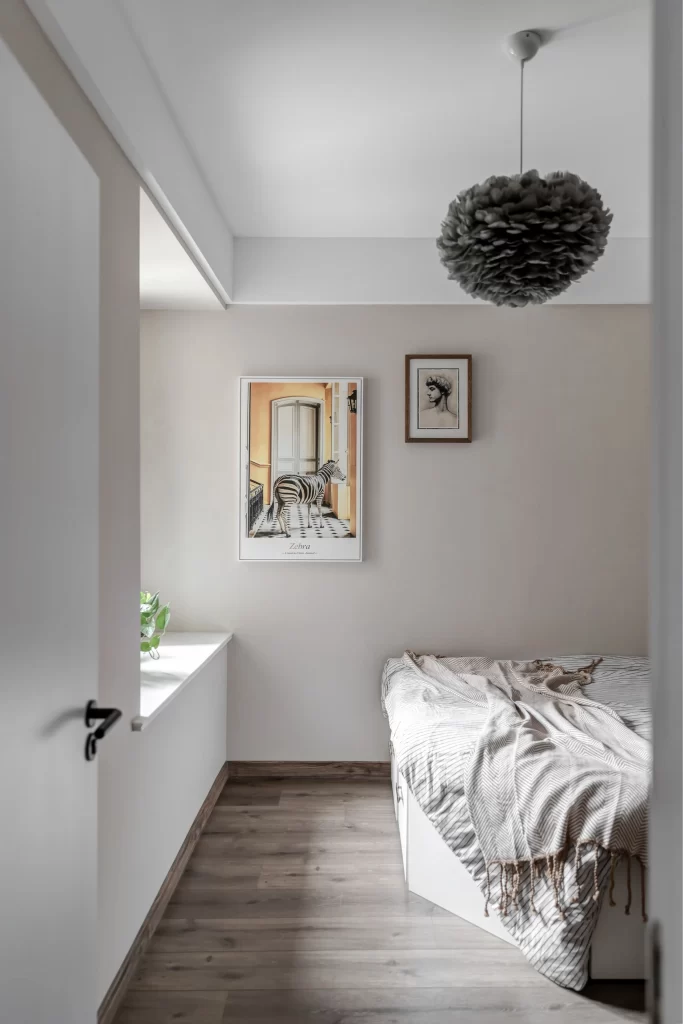 Bedroom Neutral Beige Light Wood Simple Artistic