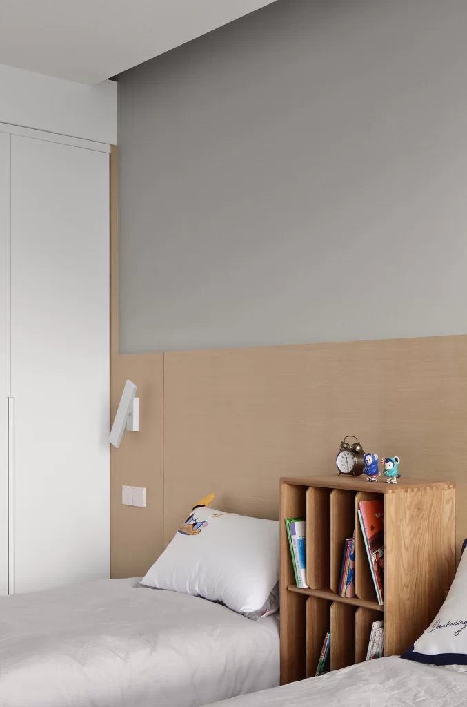 Bedroom Simple Neutral Light Wood White