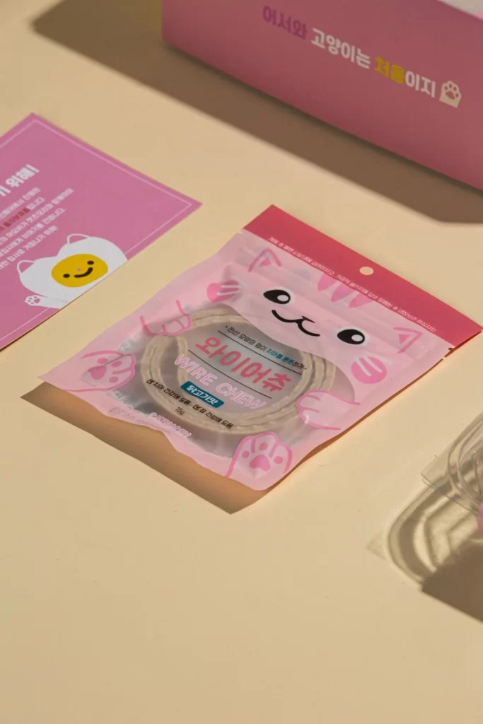 Cat Food Wire Chew Pink White Cartoon