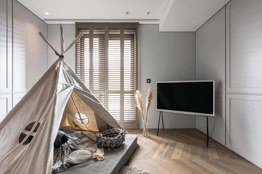 Children’s Room Playful Neutral Beige Wood Slatted Windows