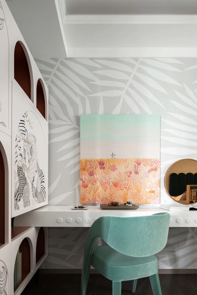 Contemporary Artistic Study Pastel Green White Patterned Wall