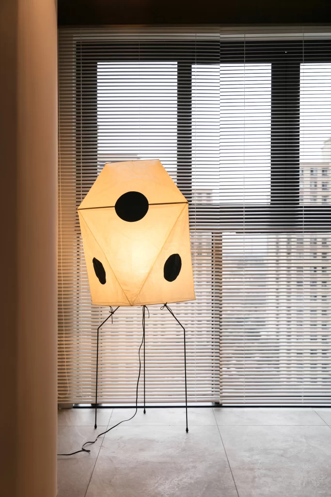 Contemporary Geometric Yellow Black Minimalist