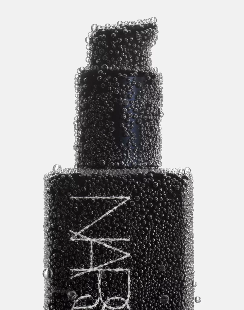 Cosmetics Bottle Black Minimalist Bubble Design