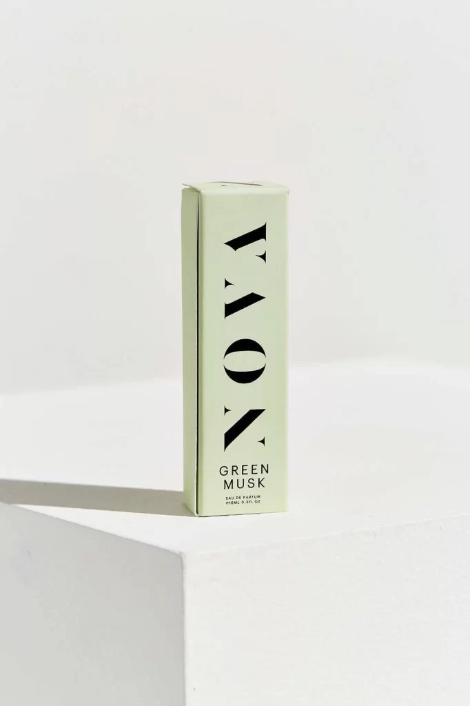 Green Musk Perfume Box Minimalist Clean Design