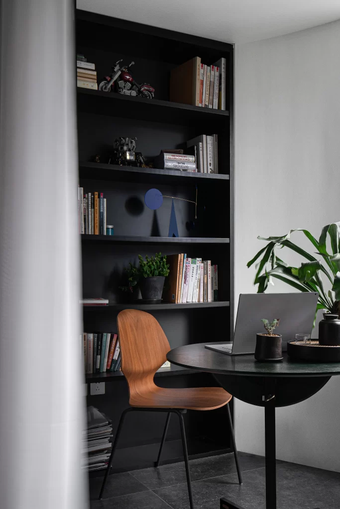 Home Office Industrial Black Wood Greenery