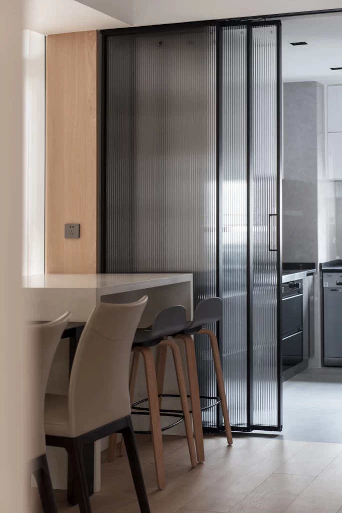 Kitchen Contemporary Neutral Black Wood