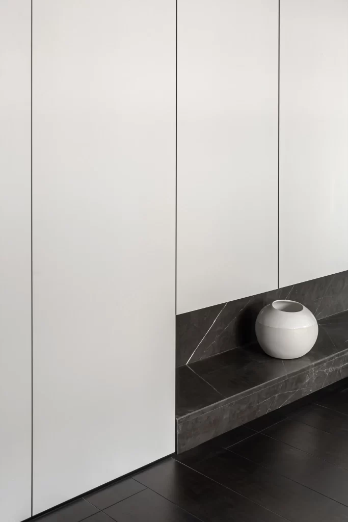 Minimalist Contemporary Neutral White Black Marble