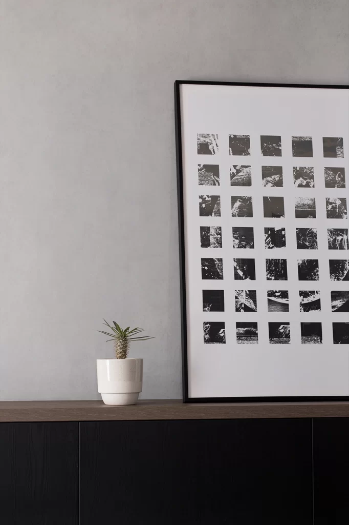 Minimalist Monochrome Neutral Black White Simple