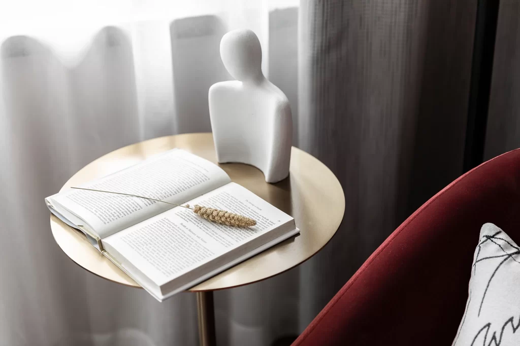 Modern Minimalist Reading Nook White Gold Red Neutral