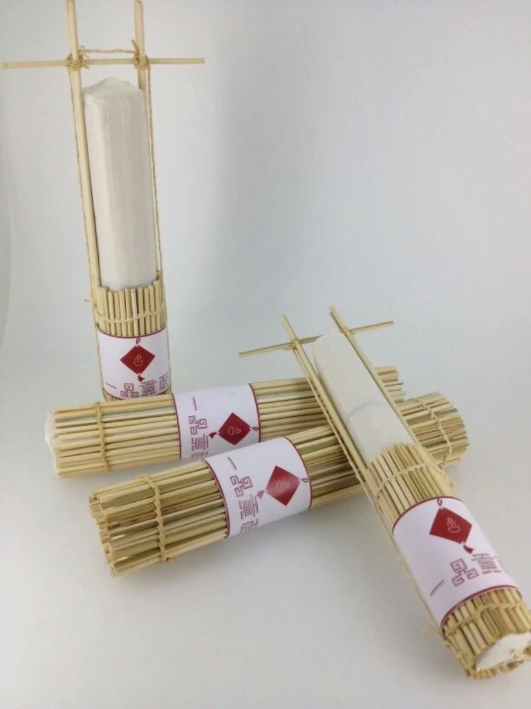 Pasta Traditional Bamboo Natural Red White