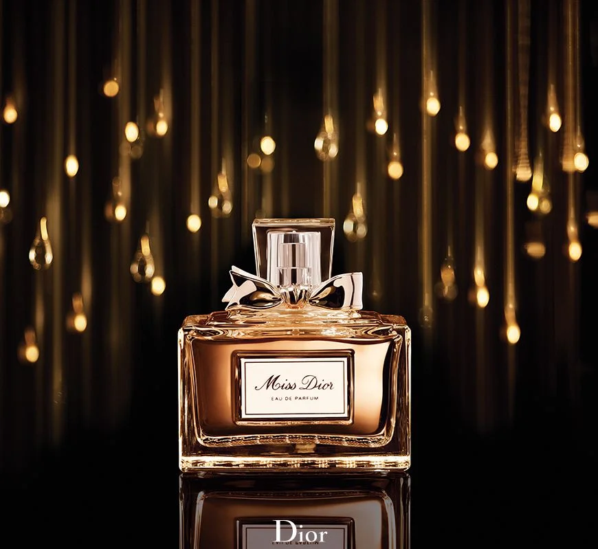 Perfume Bottle Gold Elegant Luxury Minimalist Design