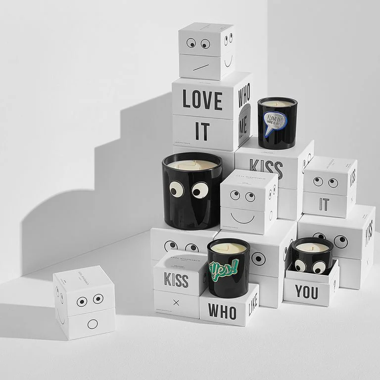 Pet Treats Love It KISS You Black White Eyes
