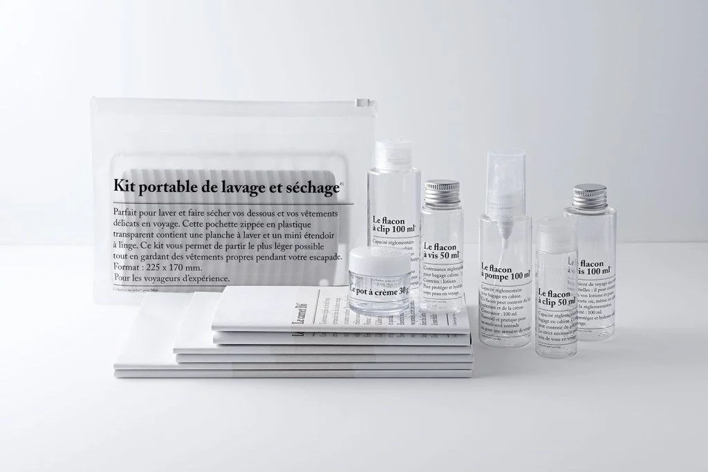 Portable Washing Kit Clear Minimalist Travel Accessories Design