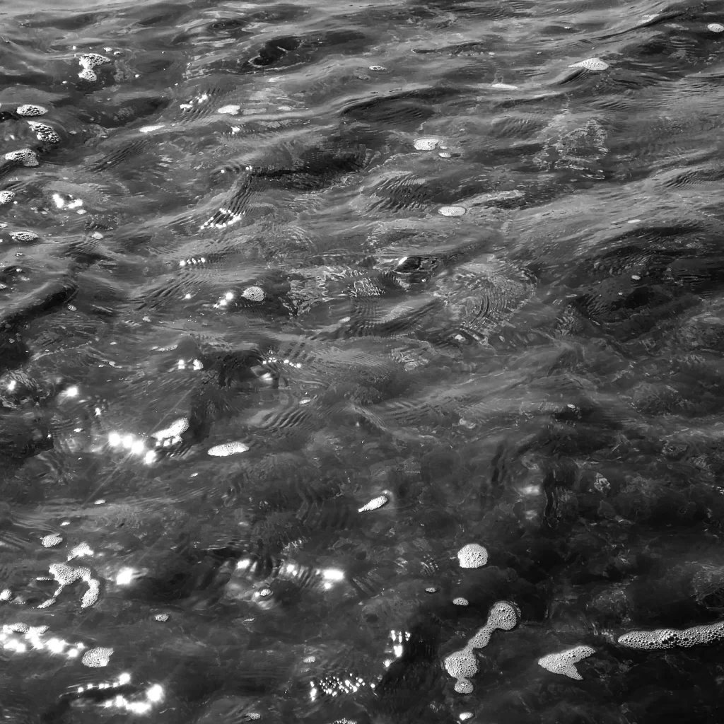 Rippling Water Reflections Sparkling Bubbles Surface