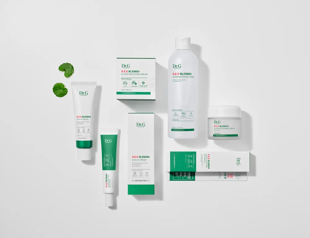 Skincare Cream White Green Clean Minimalist Design