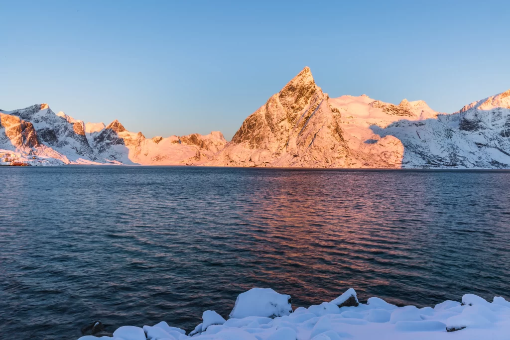 sunset golden snow peak lake reflection ridge twilight