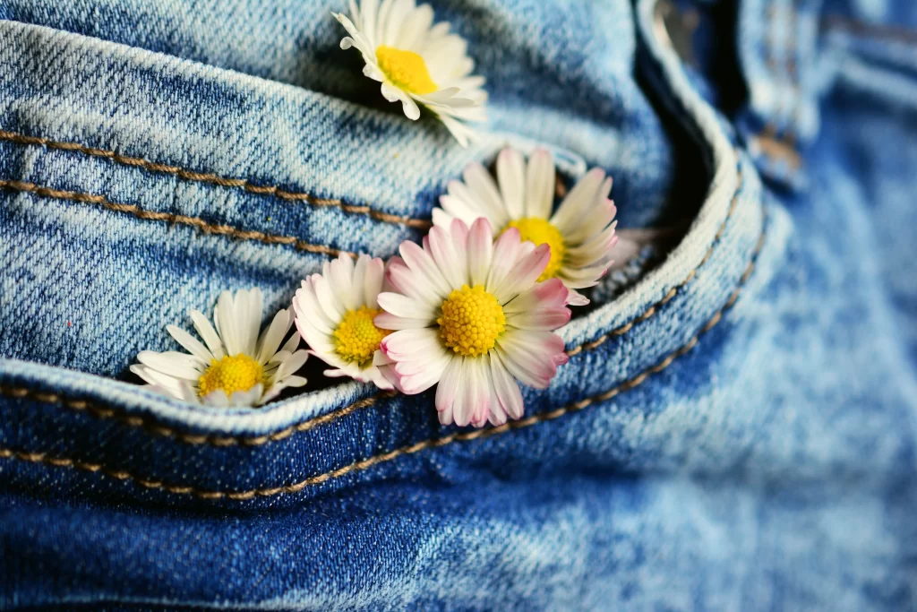 White Daisy Yellow Center Petals Blue Denim Pocket
