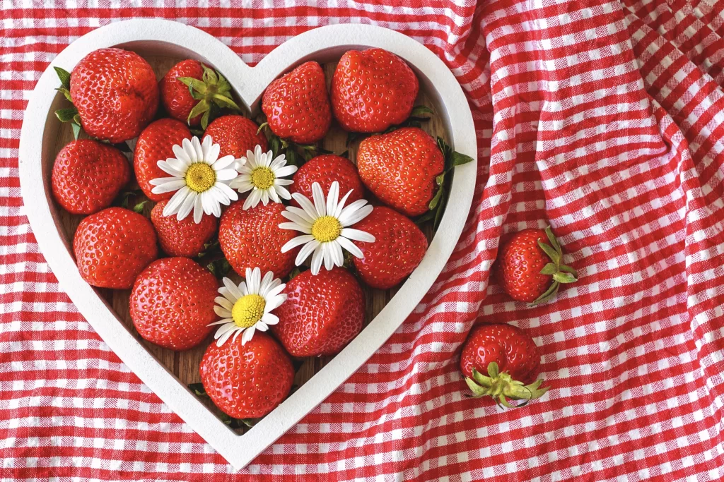 White Daisy Yellow Center Petals Red Strawberries Heart Shape