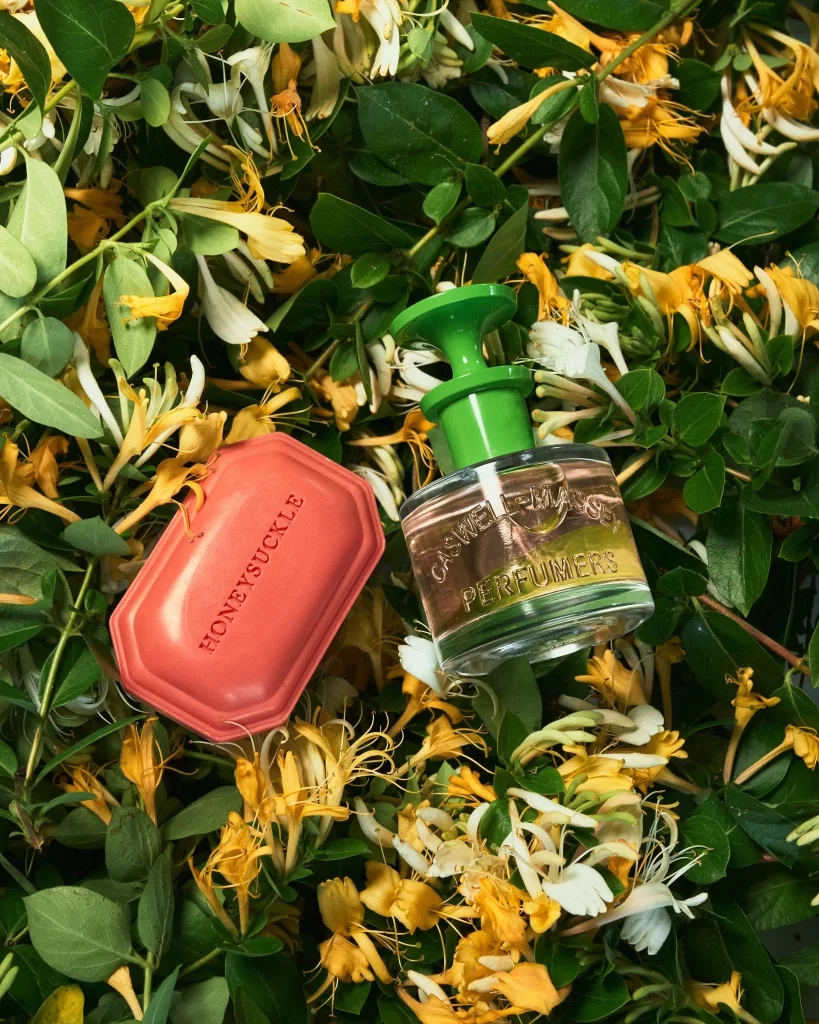 COSME PARFUMERS Perfume Packaging
