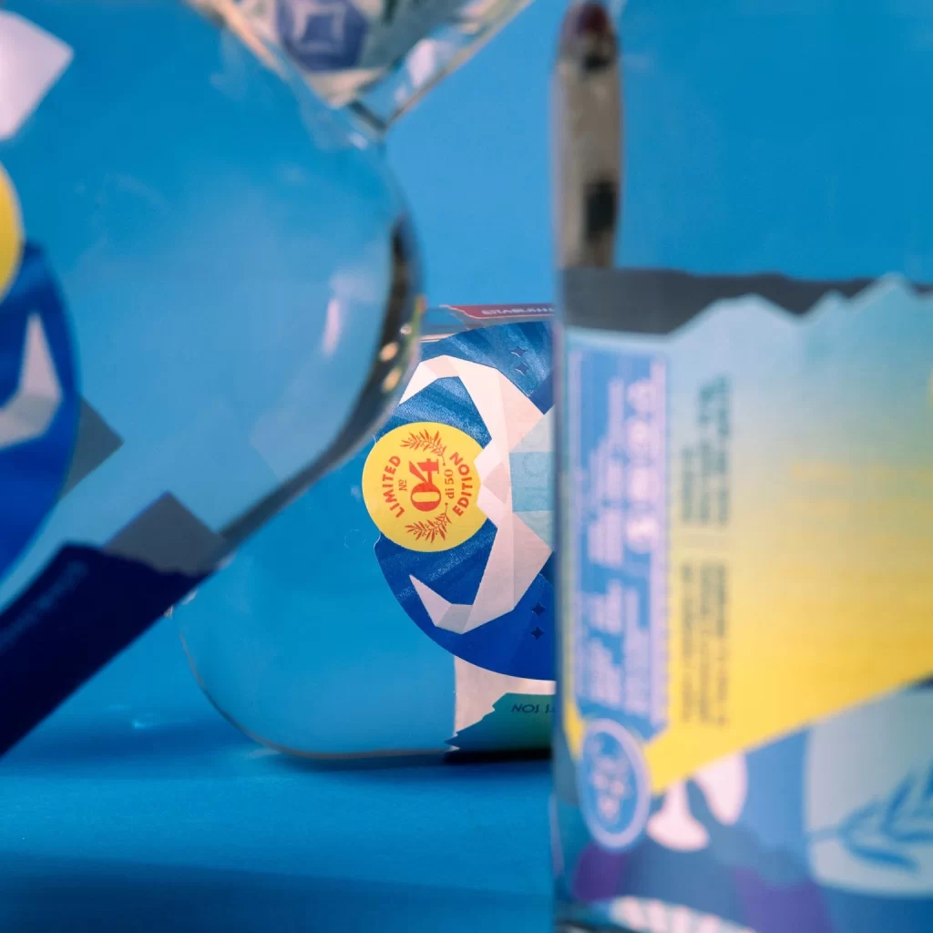 Bufalo Gin Packaging Bottle