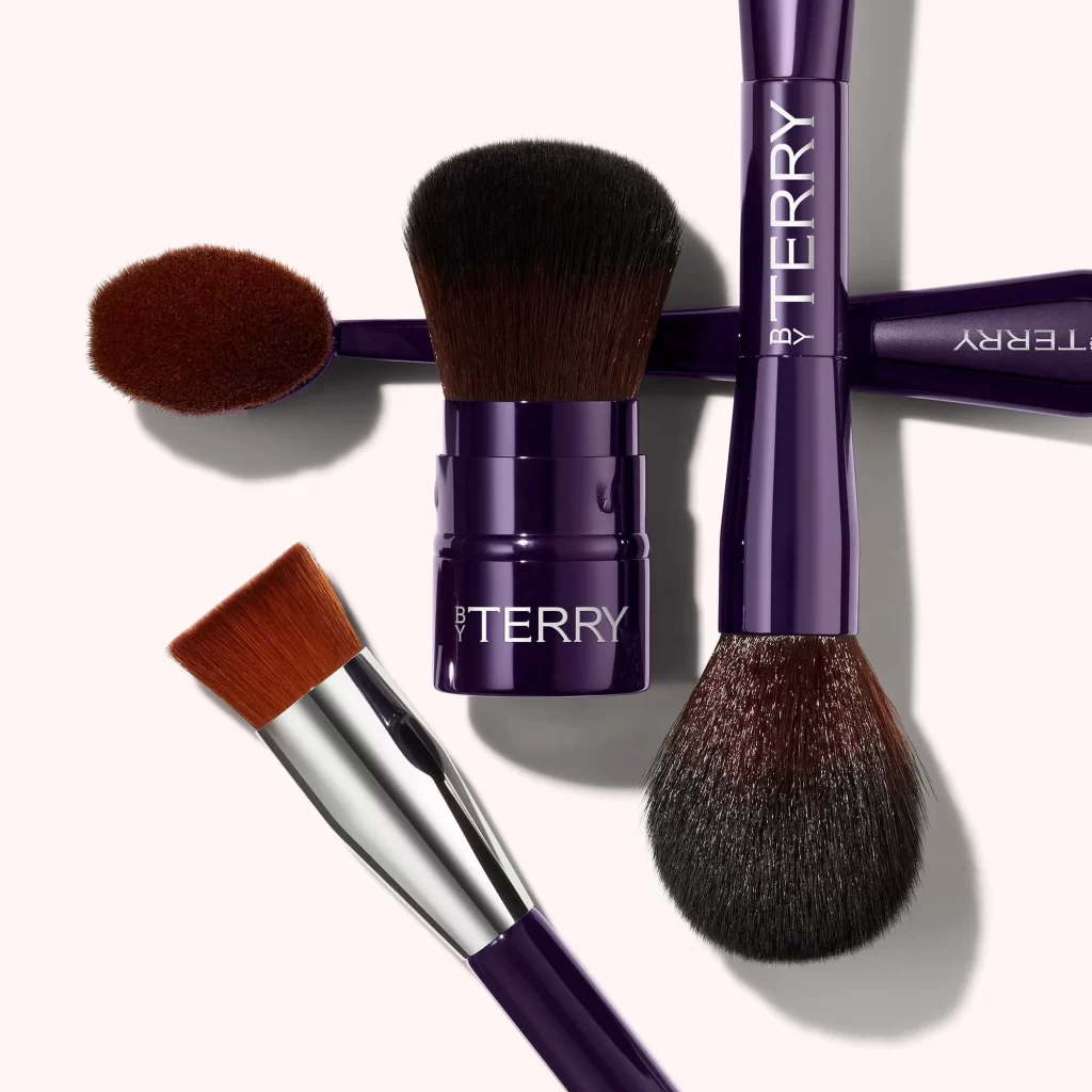 By Terry Toolexpert Retractable Kabuki Brush Makeup Brush Image 02 Packaging