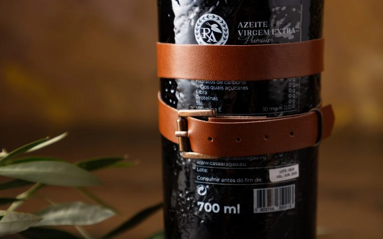 Casa Aragao Olive Oil Packaging Black