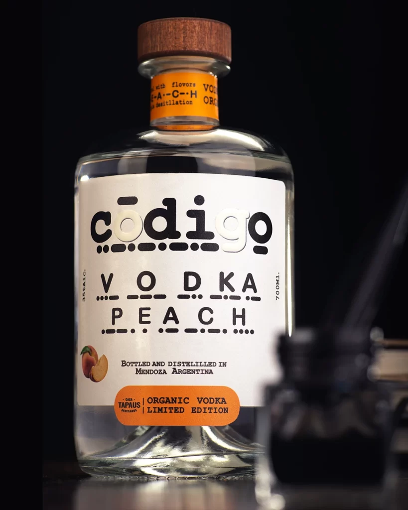 Codigo Vodka Bottle Peach VODKA