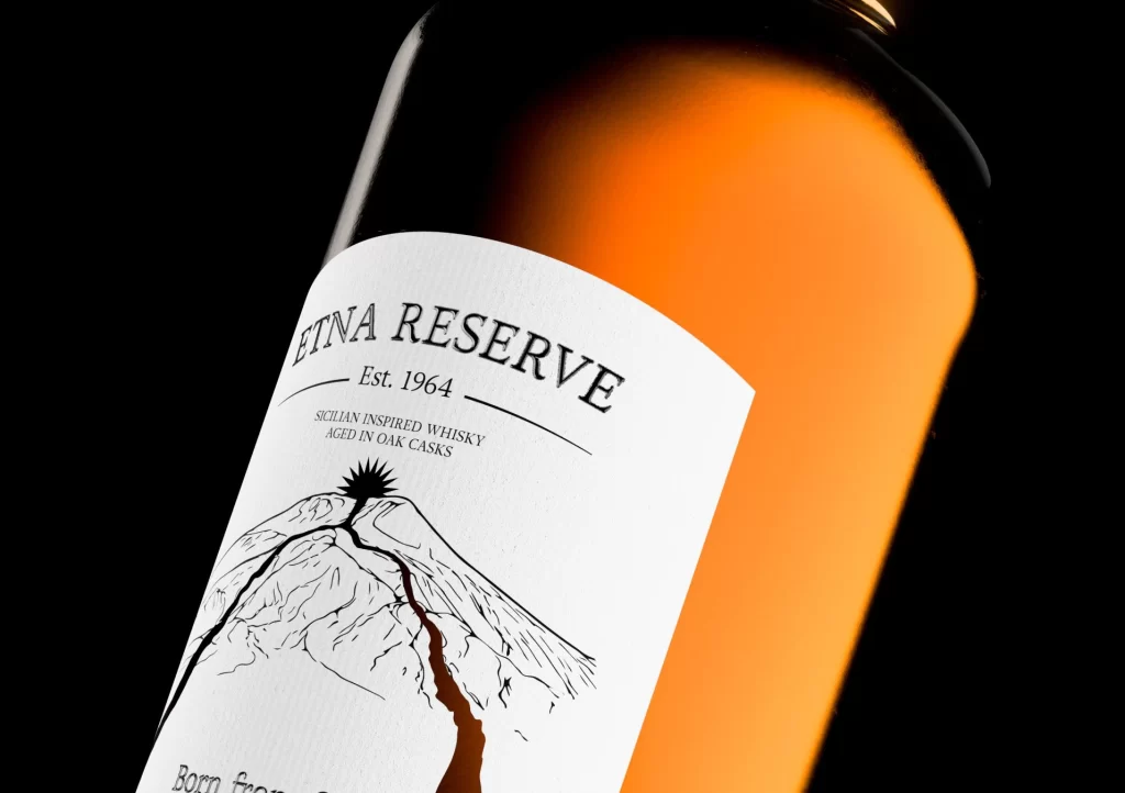 Etna Reserve Whisky Bottle