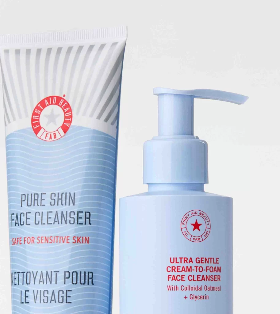 First Aid Beauty Ultra Gentle Creamtofoam Cle Cleanser Image 02 Packaging