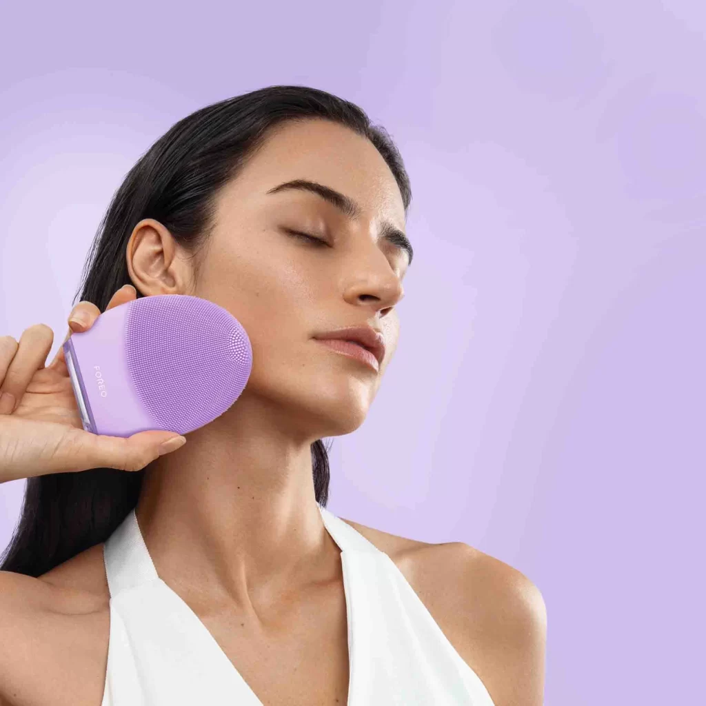 Foreo Luna 4 Smart Facial Cleansing And Firmi Beauty Device Image 04 Packaging