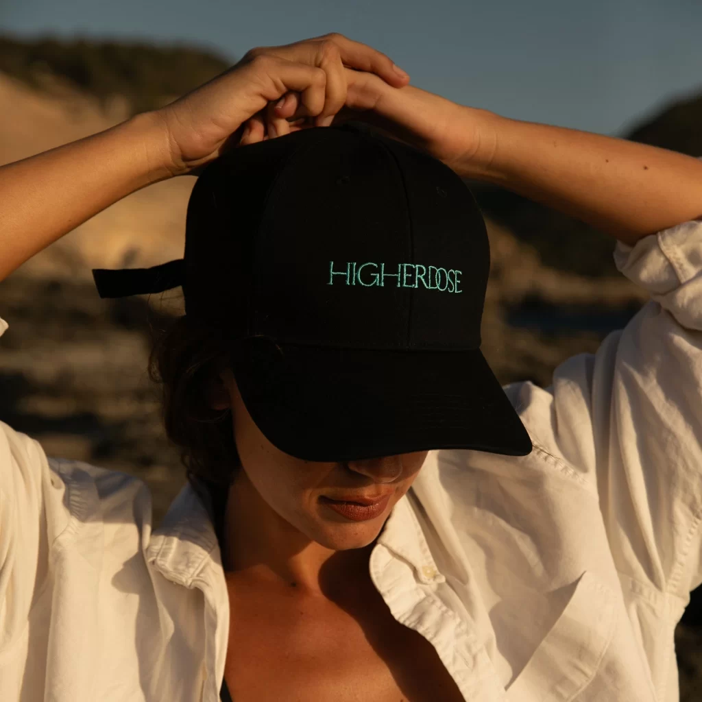 HigherDose Red Light Hat Wellness Device Image 06 Packaging