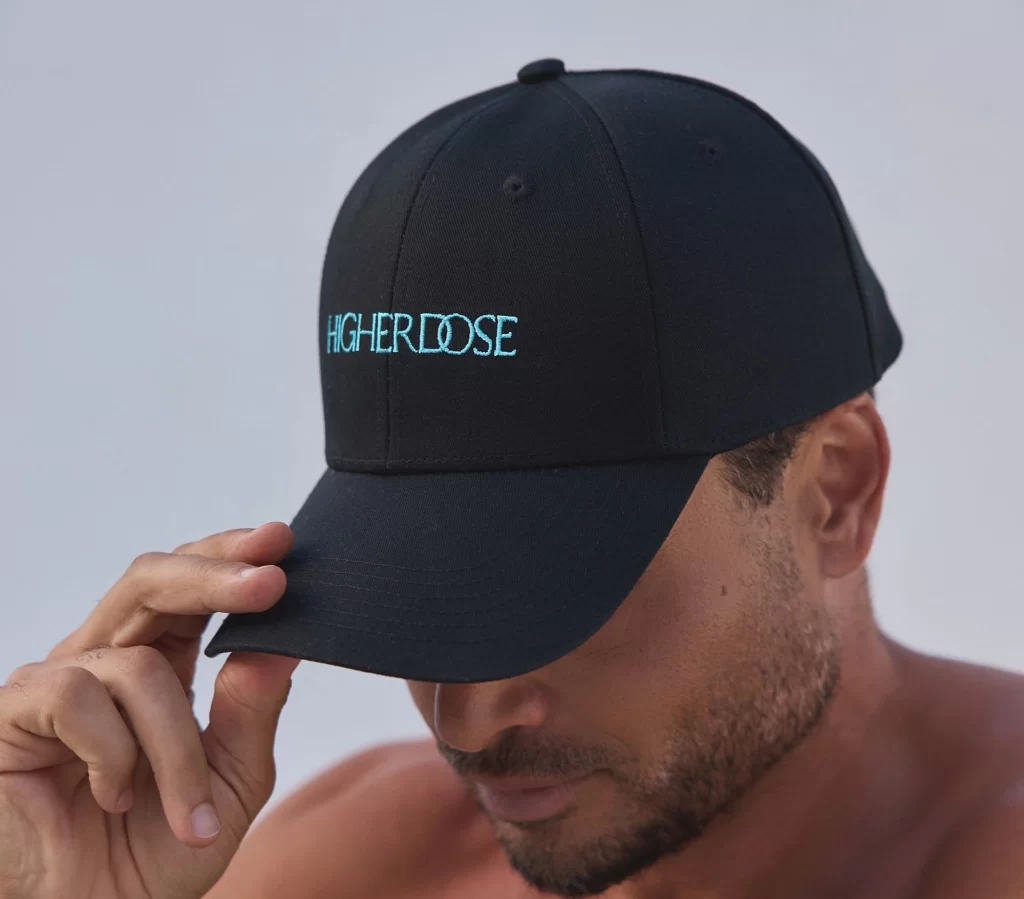 HigherDose Red Light Hat Wellness Device Image 07 Packaging