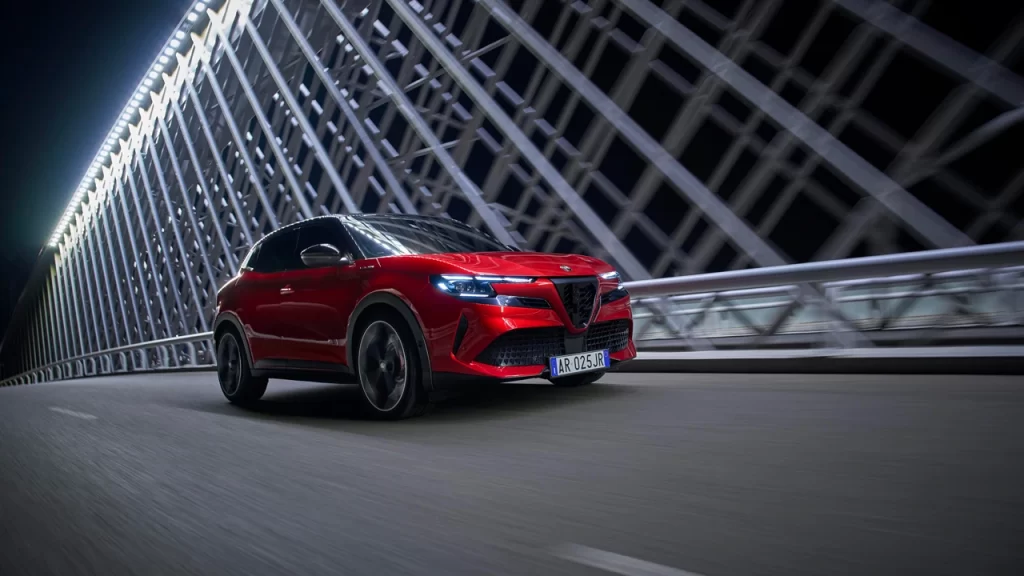 Alfa Romeo Tonale Red Car Packaging
