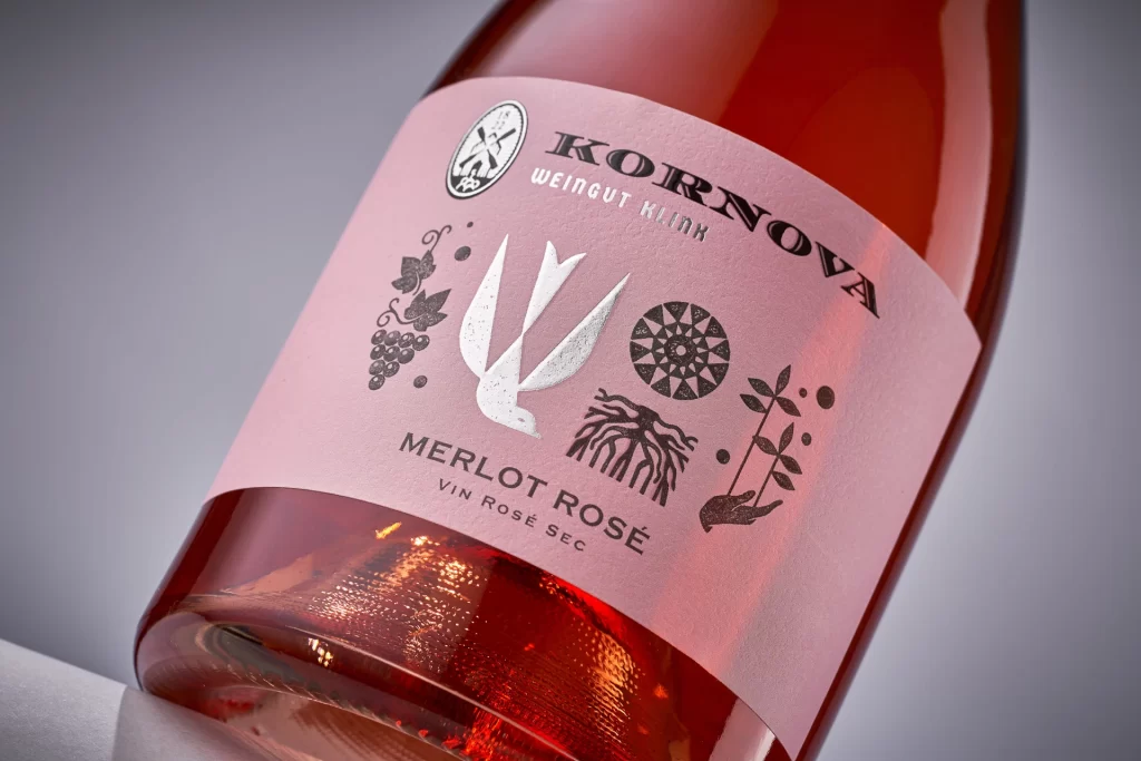 Kornova Weingut Wine Bottle Kornova Side View Side View